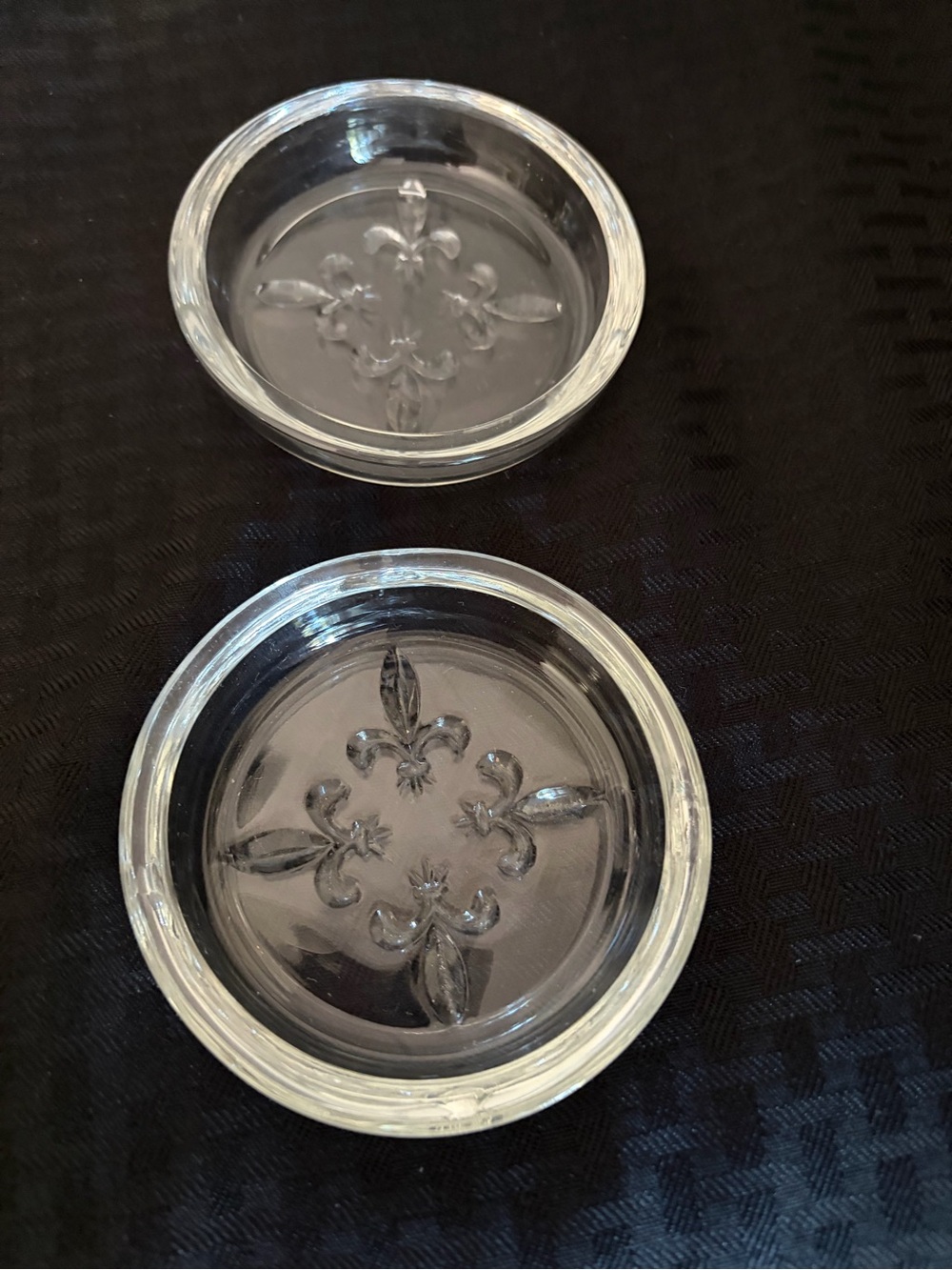 Vintage Dresser Vanity Mirror Tray & 2 Fleur De Lis De Trinket Dishes - Picture 6 of 12